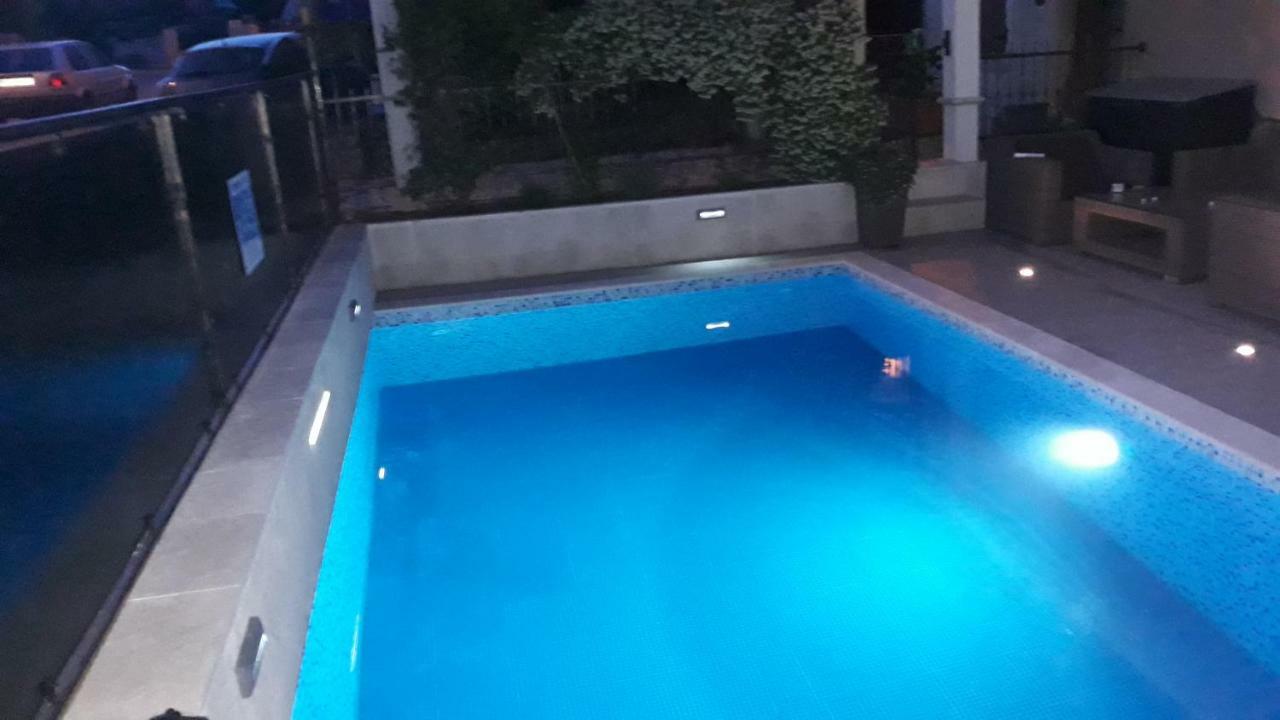 Kuca Za Odmor Luna Buje Exteriér fotografie
